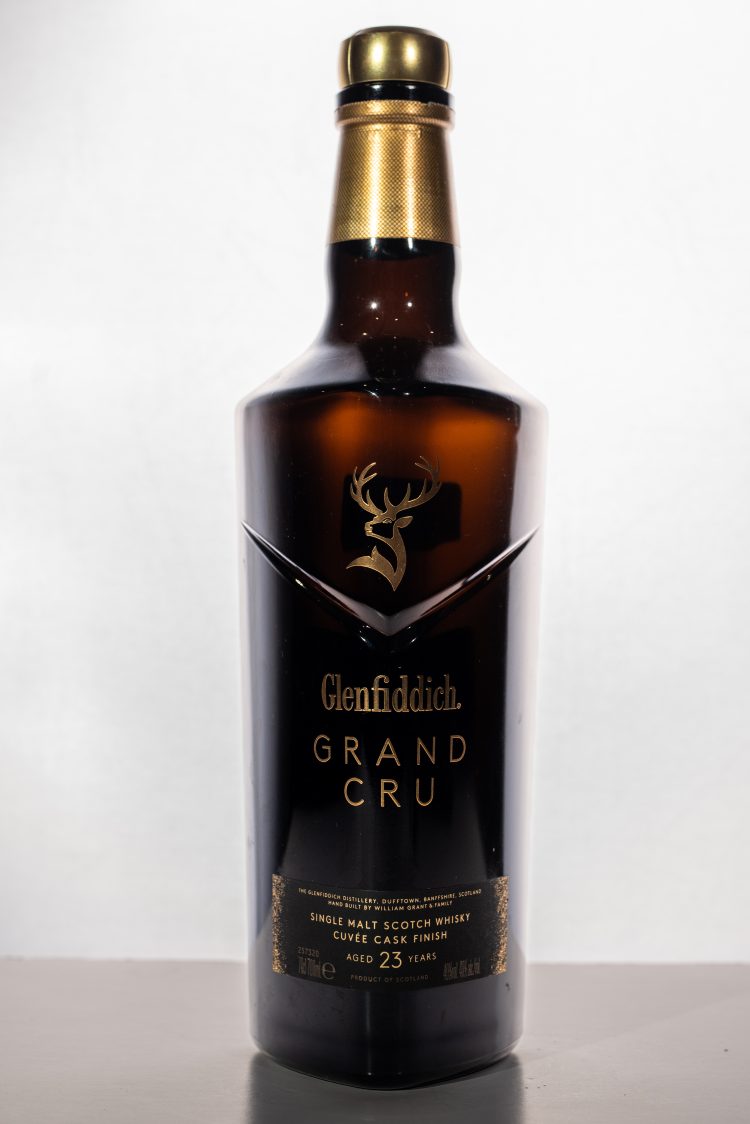 Glenfiddich-Grand-Cru-Cask-Finish-aged-23-years
