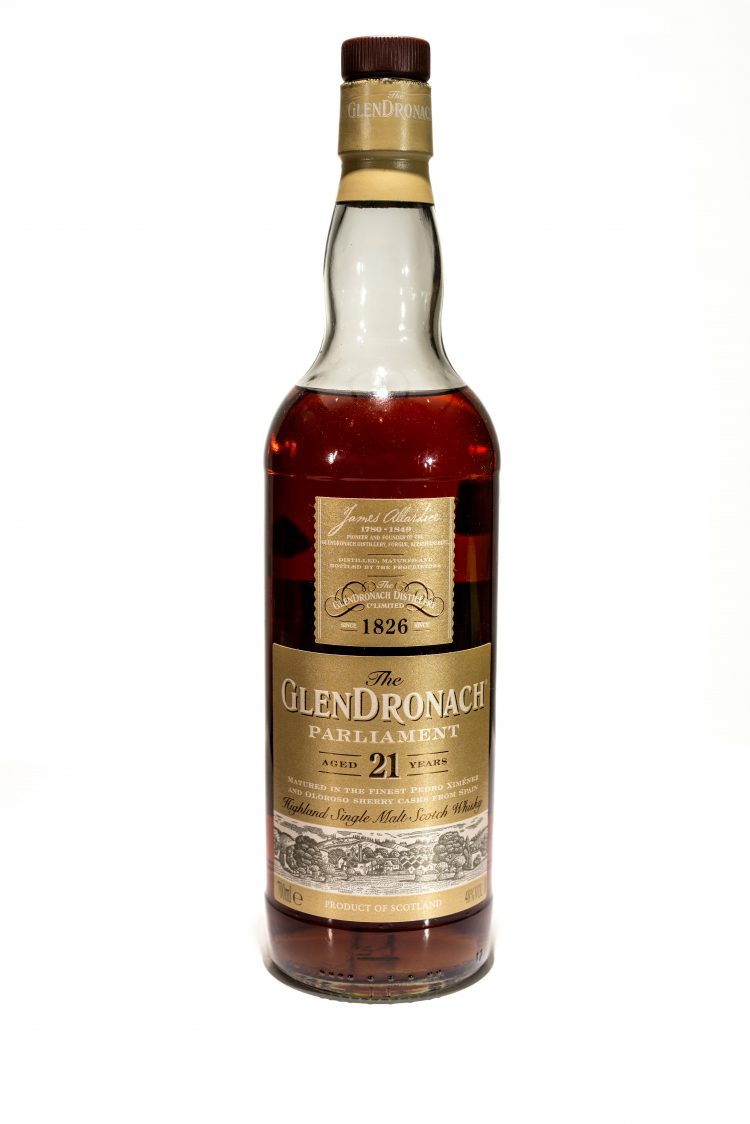 Glendronach Parliment 21years old