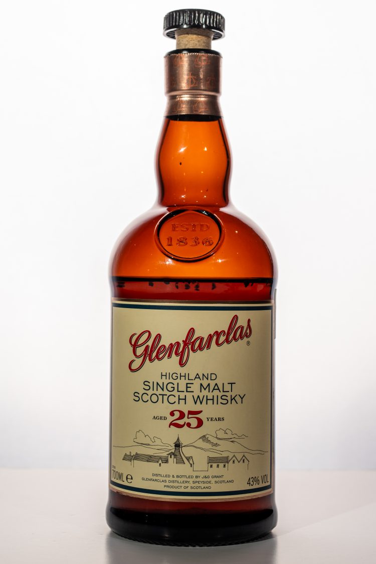 Glenfarclas 25 years old single malt